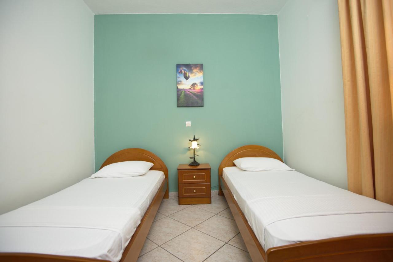 Kavos Apartments Alonissos Patitiri Exterior foto