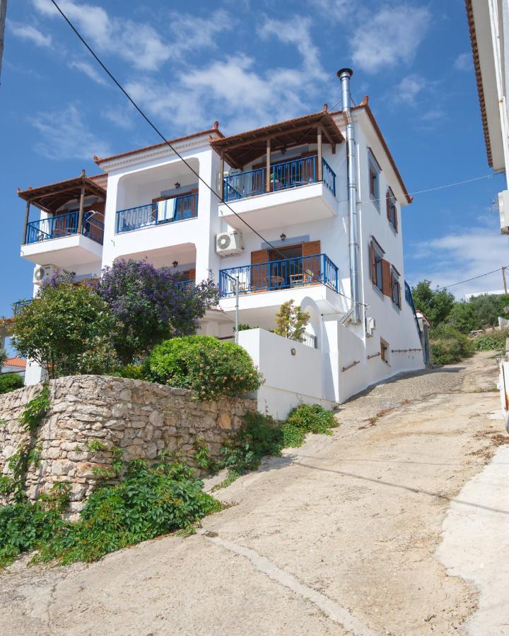 Kavos Apartments Alonissos Patitiri Exterior foto